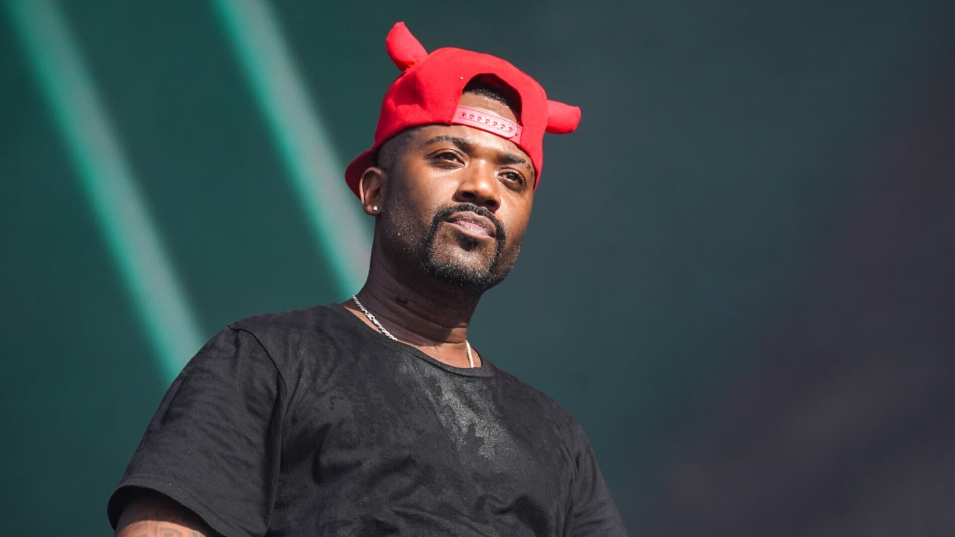 Ray J Hospitalized With Pneumonia And Heart Pain